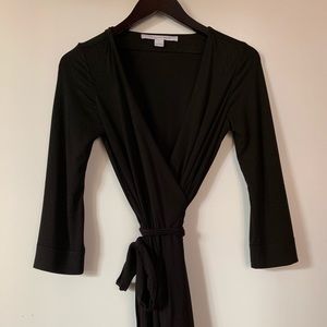 diane von furstenberg classic wrap dress size 2